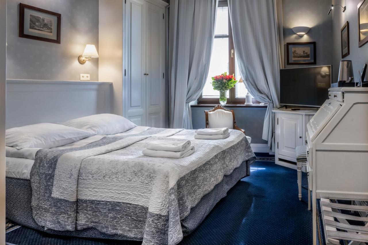 Hotel Grodek Красков Екстериор снимка