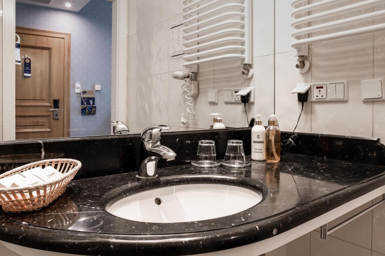 Hotel Grodek Красков Екстериор снимка Bathroom