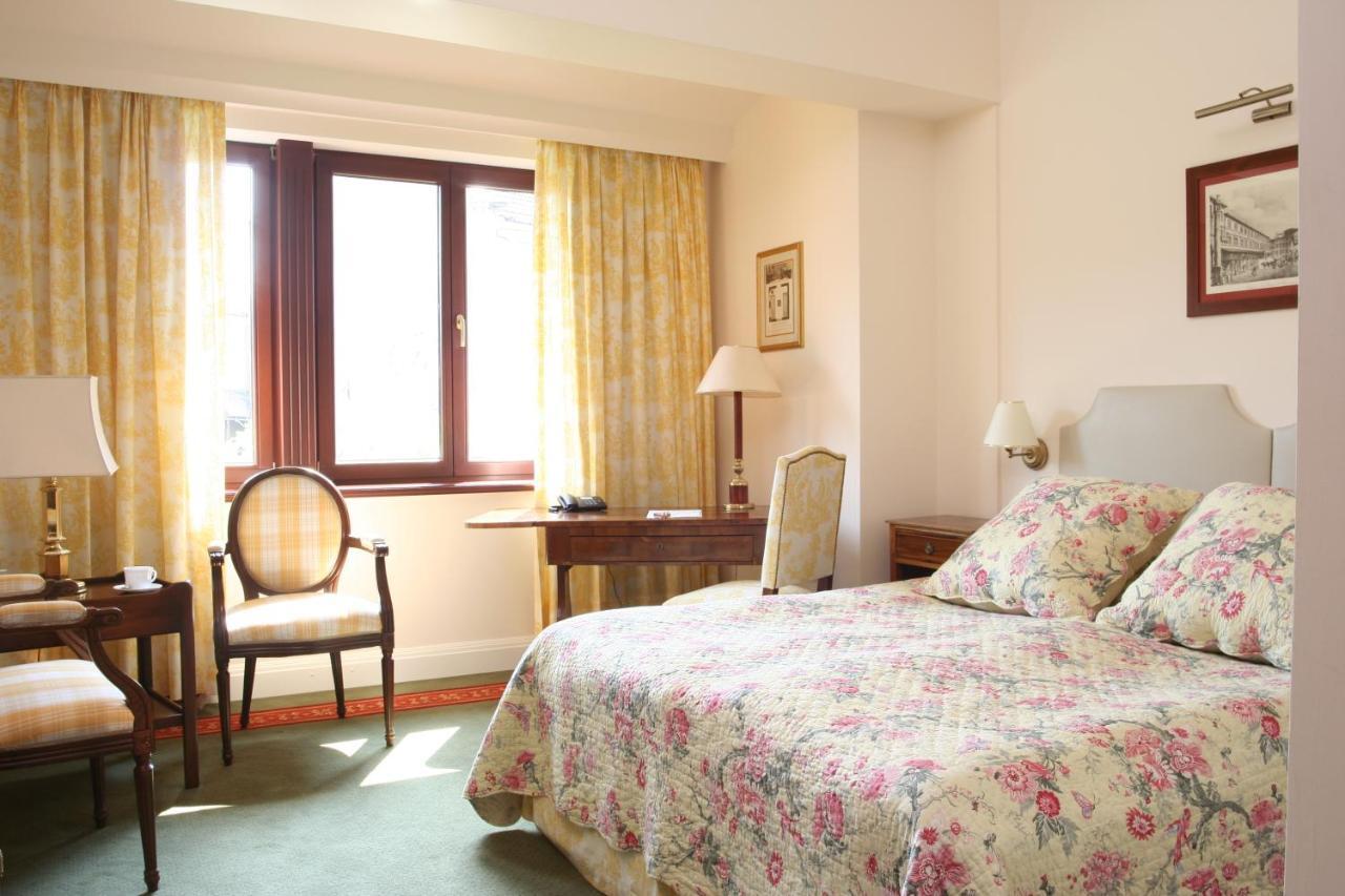 Hotel Grodek Красков Екстериор снимка A room at the hotel