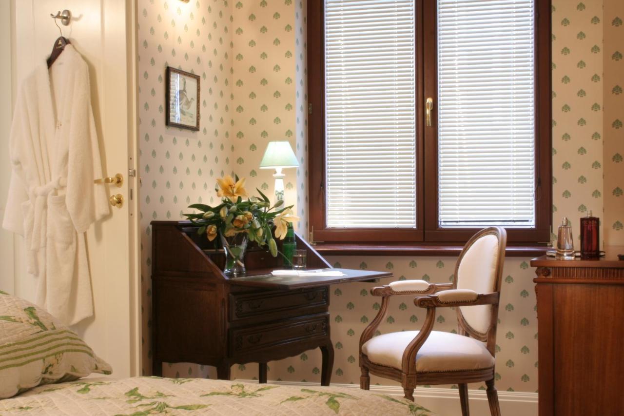 Hotel Grodek Красков Стая снимка A room at the hotel