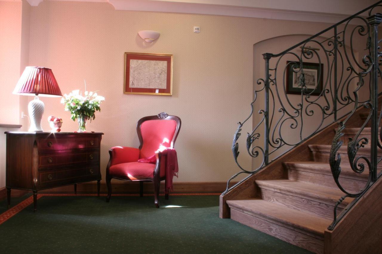 Hotel Grodek Красков Екстериор снимка The interior of the hotel