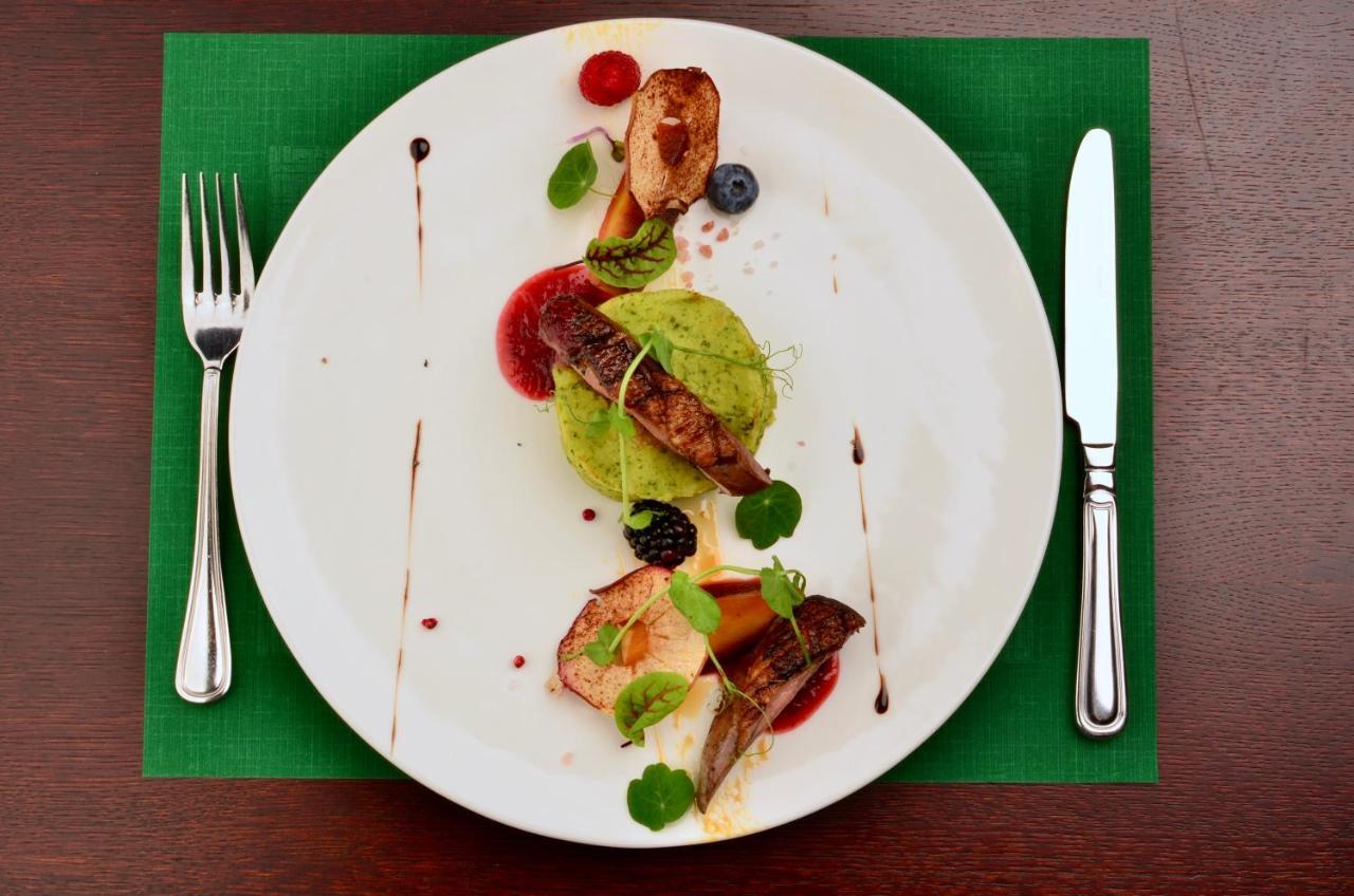 Hotel Grodek Красков Екстериор снимка A plate of food